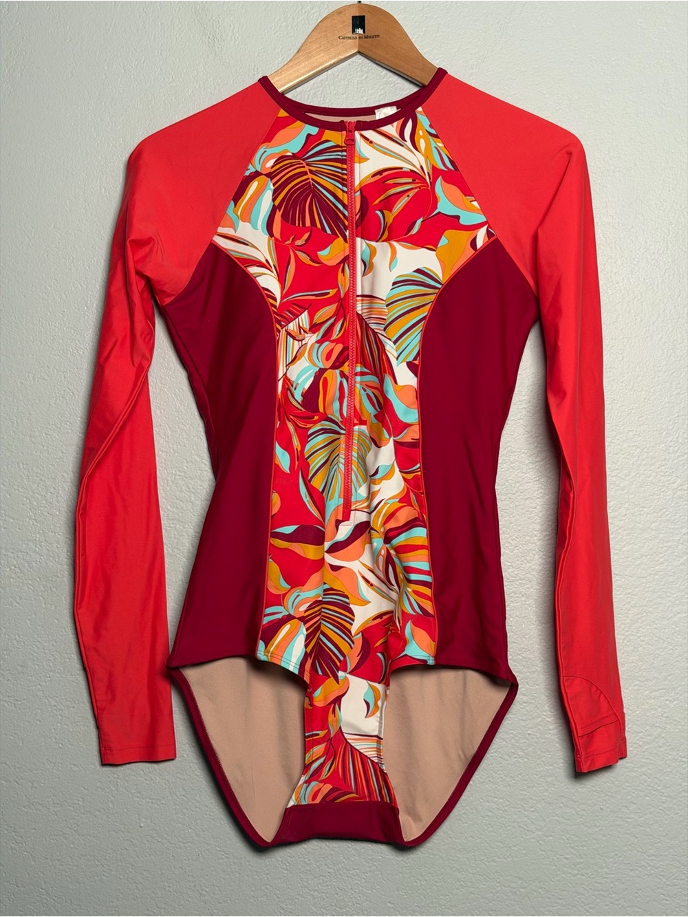 Coolibar Red Multi Long-Sleeve Rash Guard Bodysuit UPF 50+ NWOT Size Medium